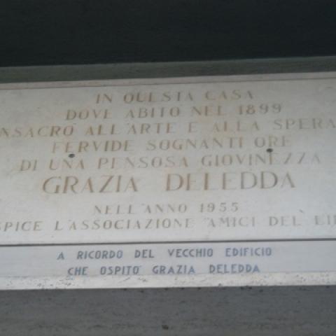 Lapide Commemorativa di Grazia Deledda (3)